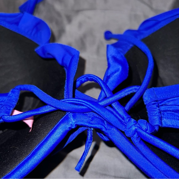 Victoria’s Secret Blue Bikini Top - Picture 5 of 7